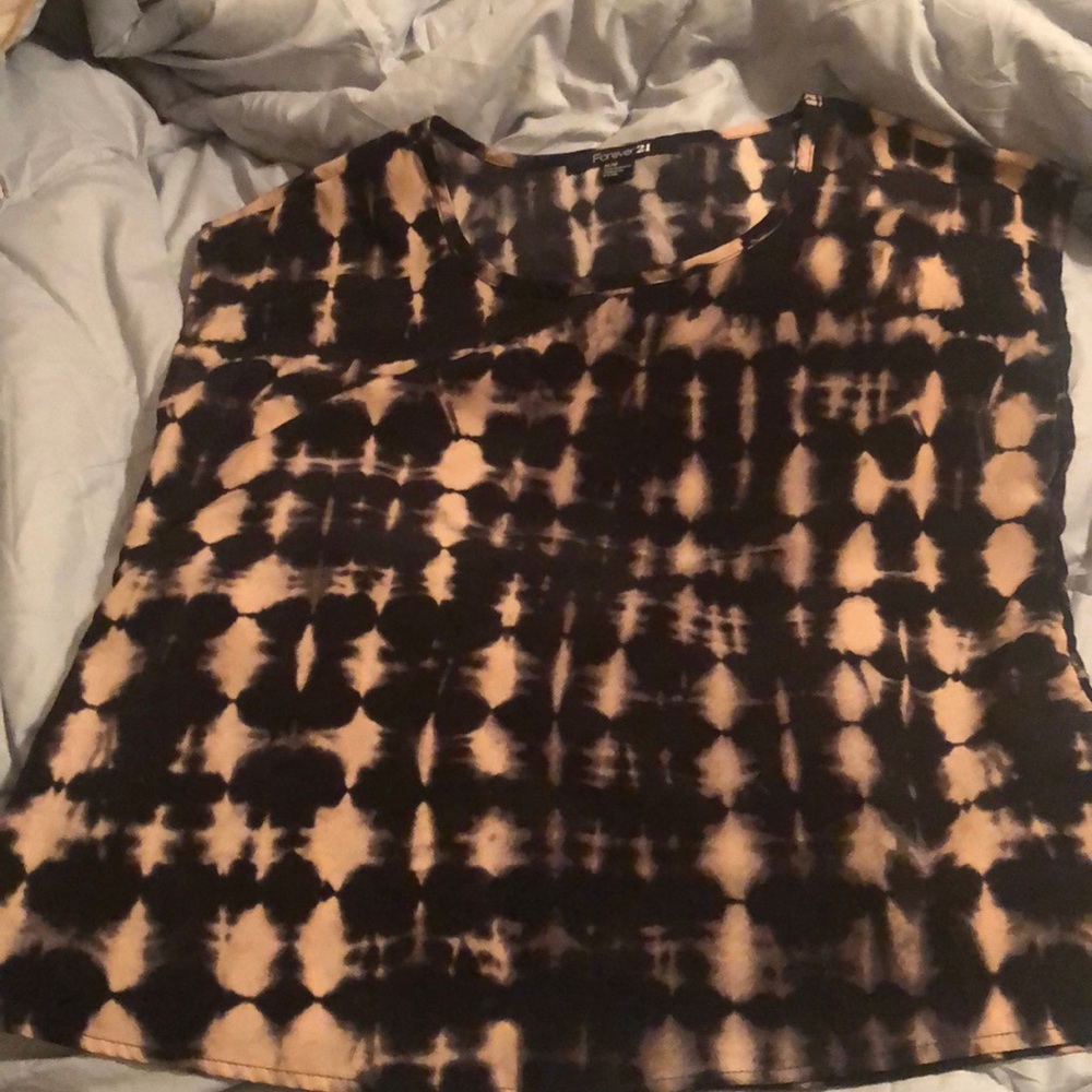 Forever 21 shirt with just a tiny bit of sleeve
